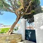 Svolis Townhouse - Urban Oasis With Pool & Garden * Karystos (Evia)