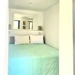 Svolis Townhouse - Urban Oasis With Pool & Garden *