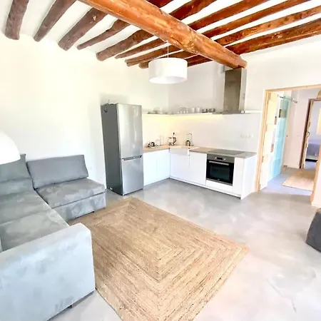 Urban Oasis: Stone House With Pool & Garden *